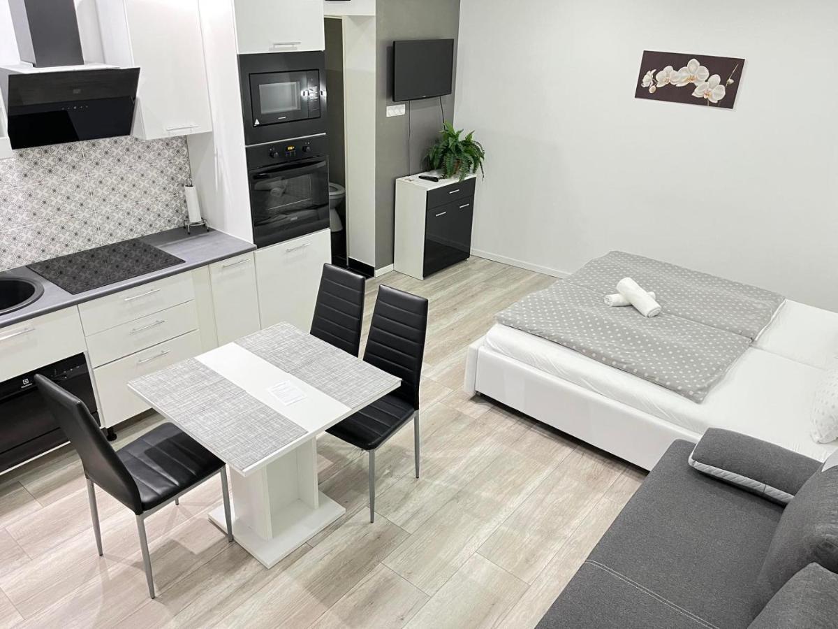 Aqua Wellness Apartments Hajdúszoboszló المظهر الخارجي الصورة