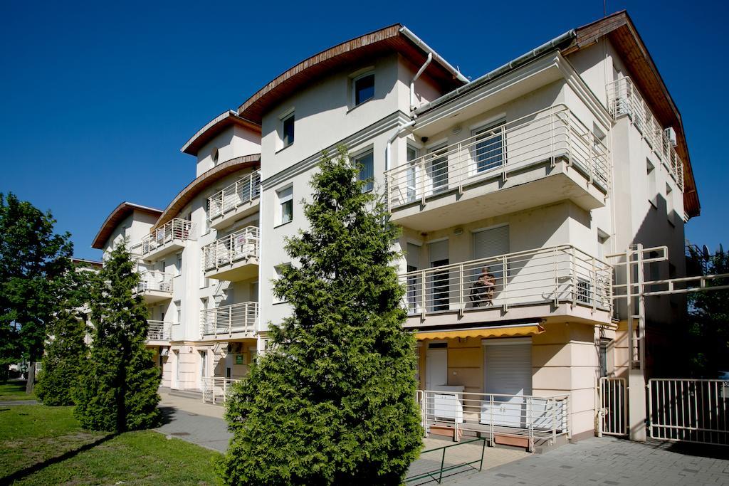 Aqua Wellness Apartments Hajdúszoboszló المظهر الخارجي الصورة