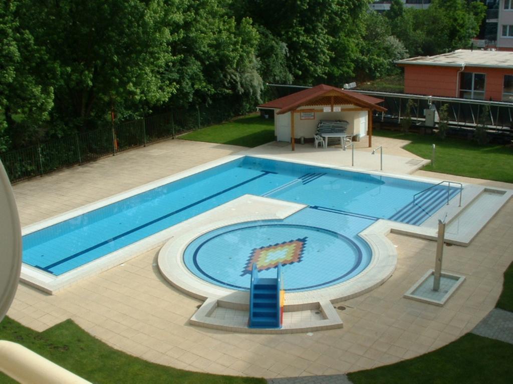Aqua Wellness Apartments Hajdúszoboszló الغرفة الصورة